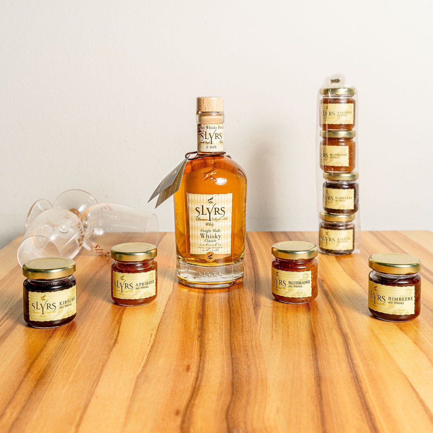 Alle die uns schon länger folgen wissen, dass wir mit hochwertigen Marken kochen und erstklassige Produkte verwenden. D…