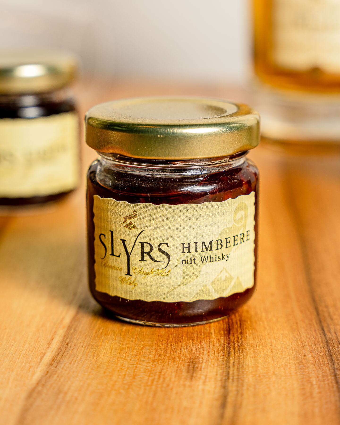 Hier nochmal ein Close Up unserer leckeren Konfitüre von Slyrs (Whiskey) in der Geschmacksrichtung Himbeere. Ein Must-H…